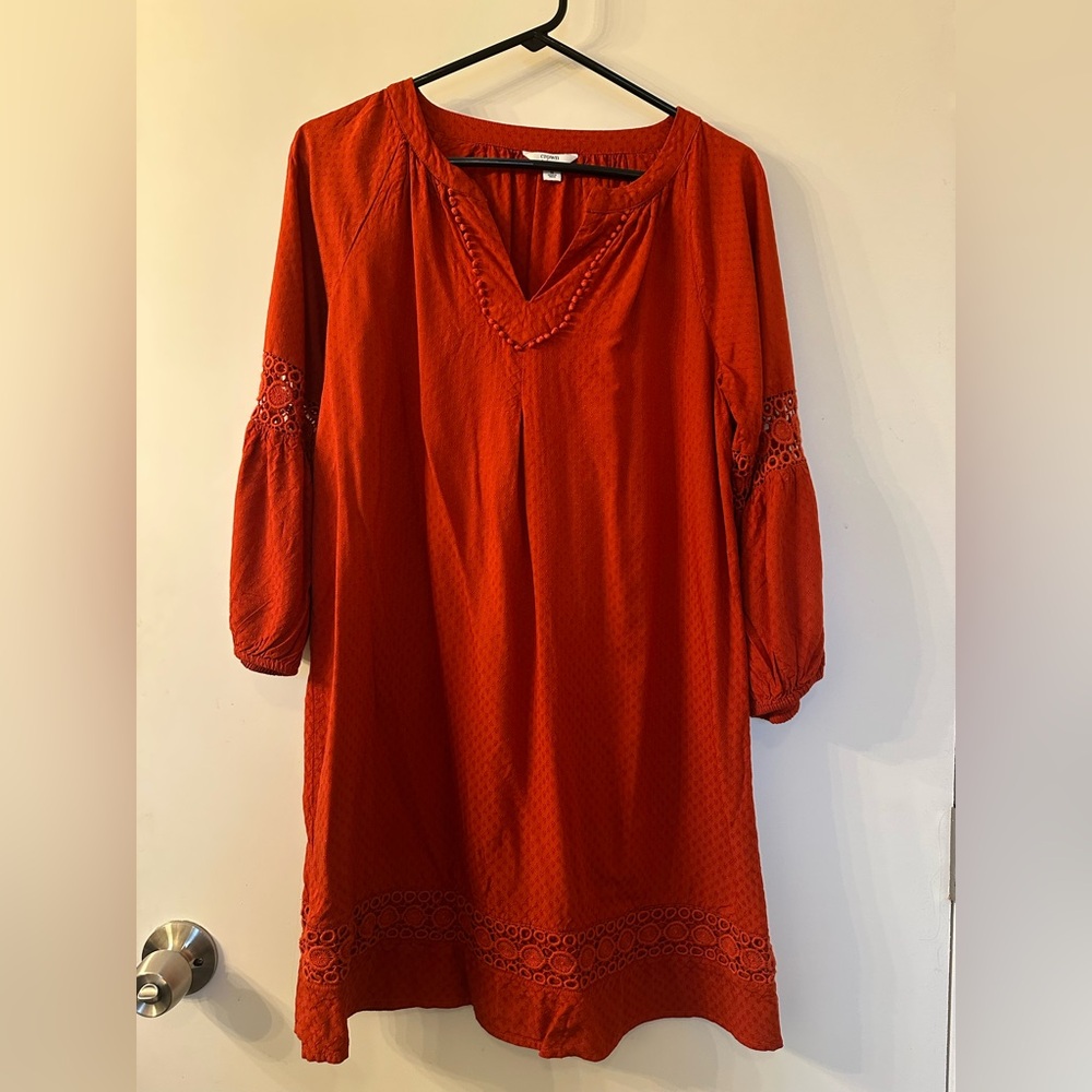Crown & Ivy Rust Dress with Lace Detail